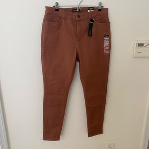 NEW Lee sculpting skinny jeans size 14